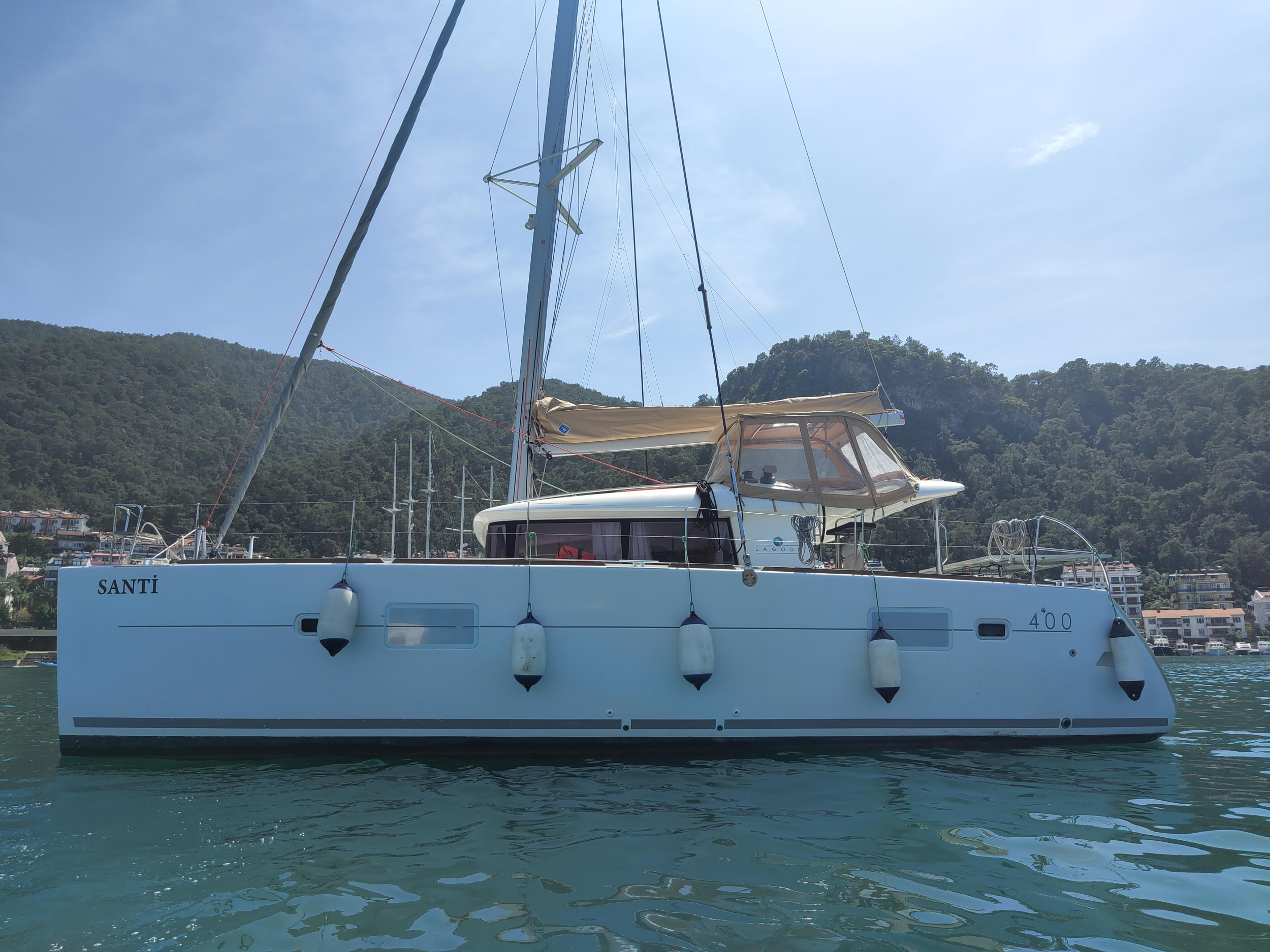 Lagoon 400 — photo 26