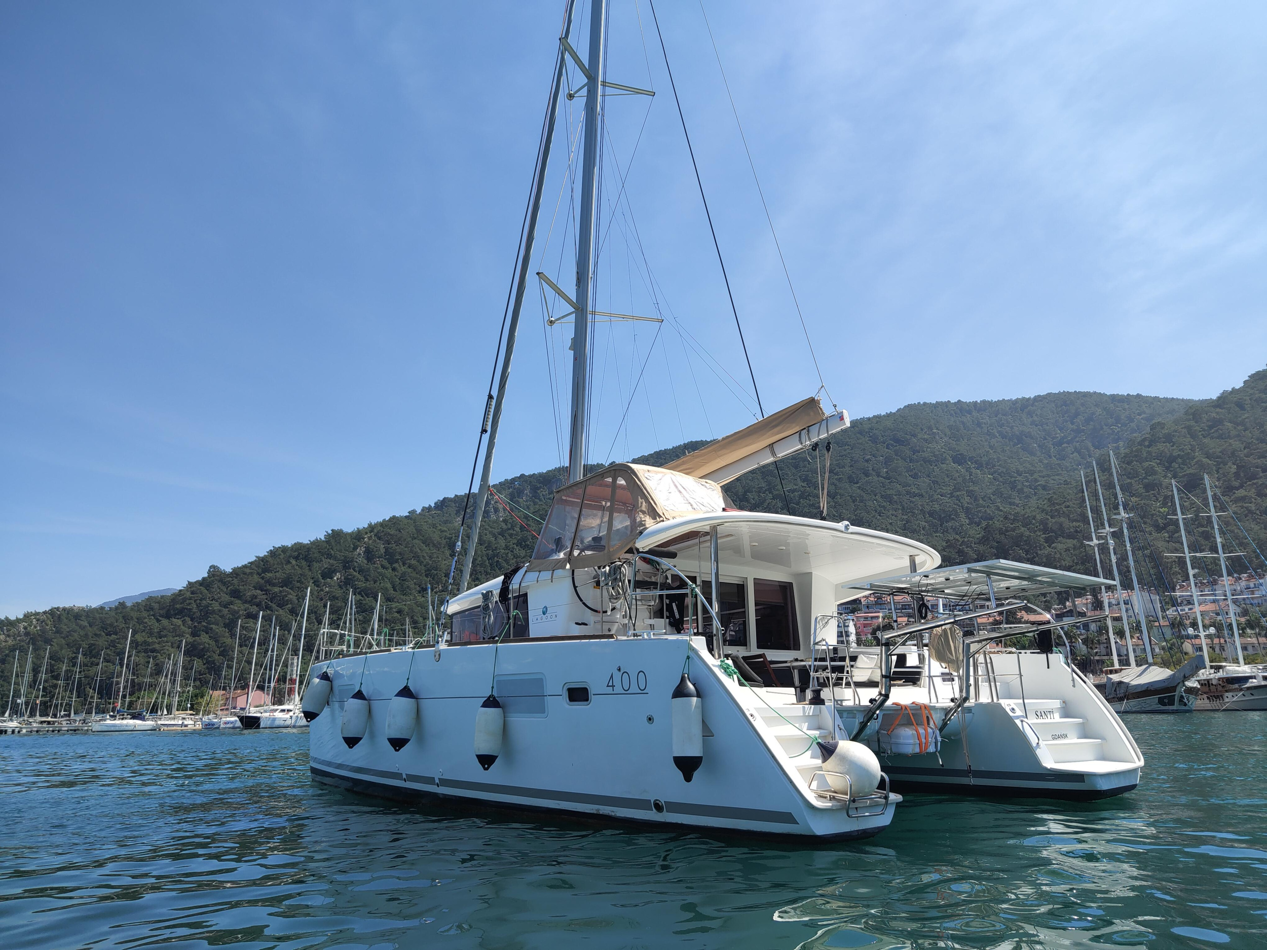 Lagoon 400 — photo 7