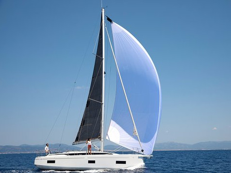 Bavaria C38 "Le petit Mami" — photo 2