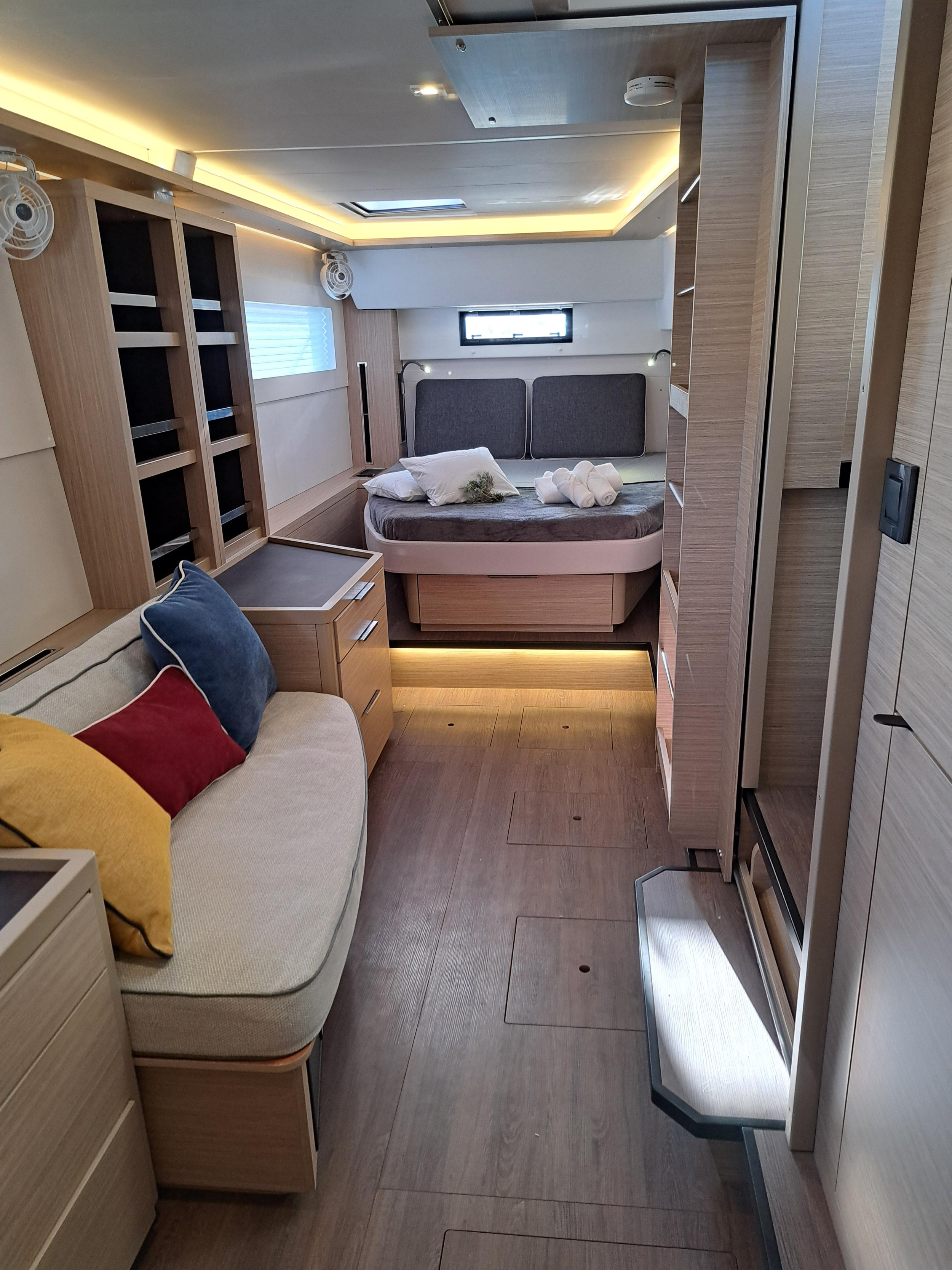 Lagoon 46 (Owner Version) — photo 10