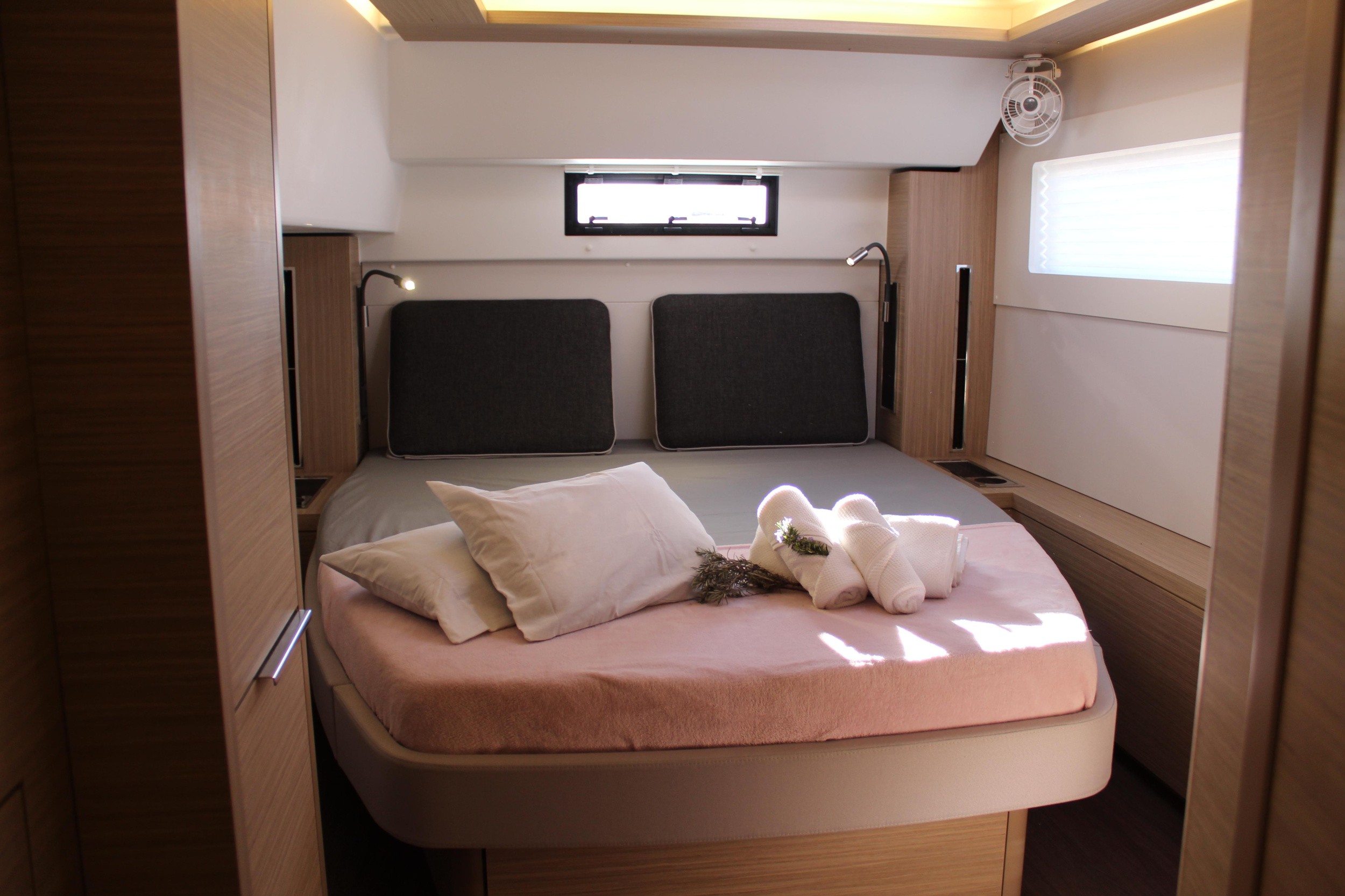 Lagoon 46 (Owner Version) — photo 12