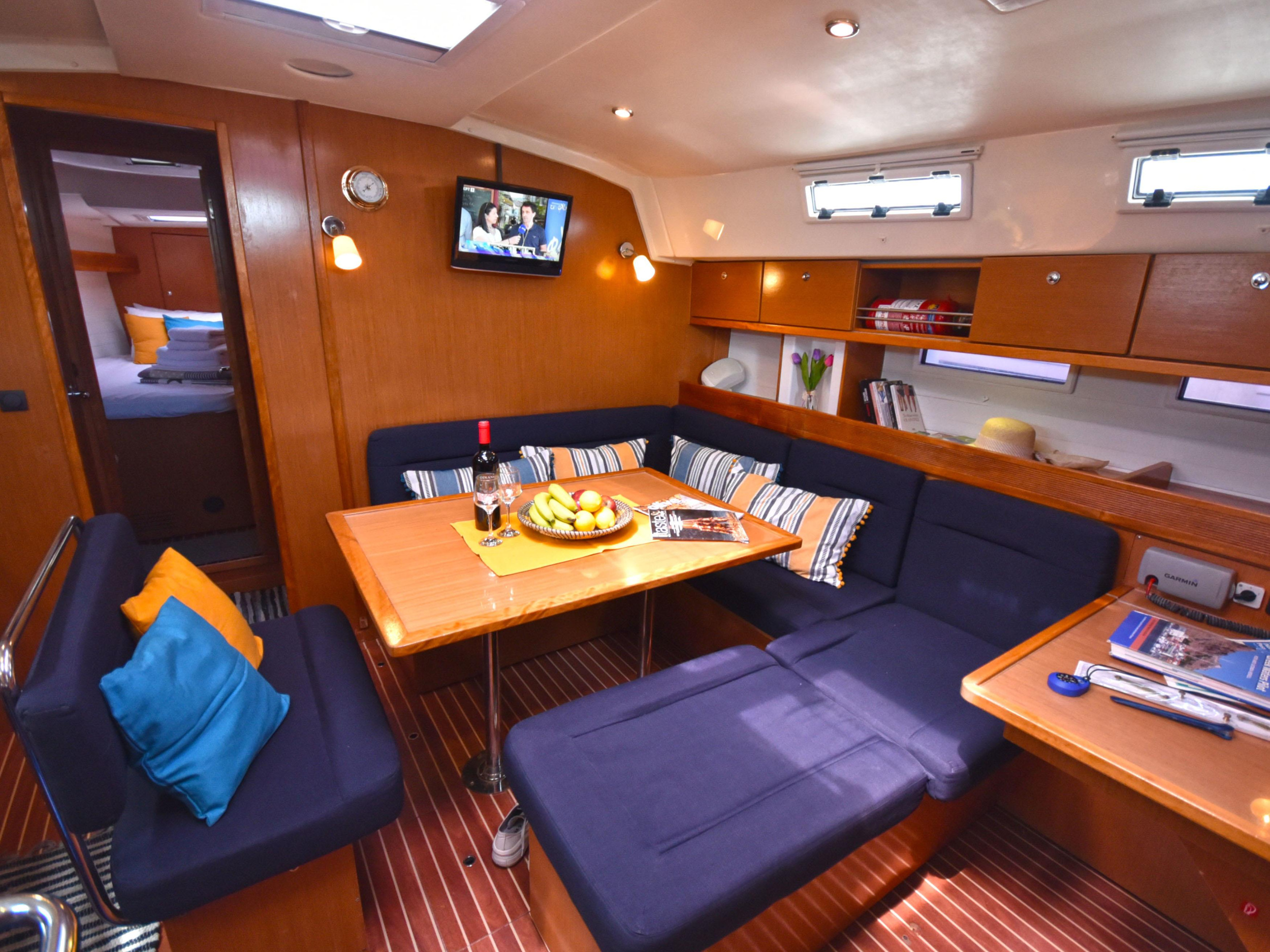 Bavaria Cruiser 45 — photo 8