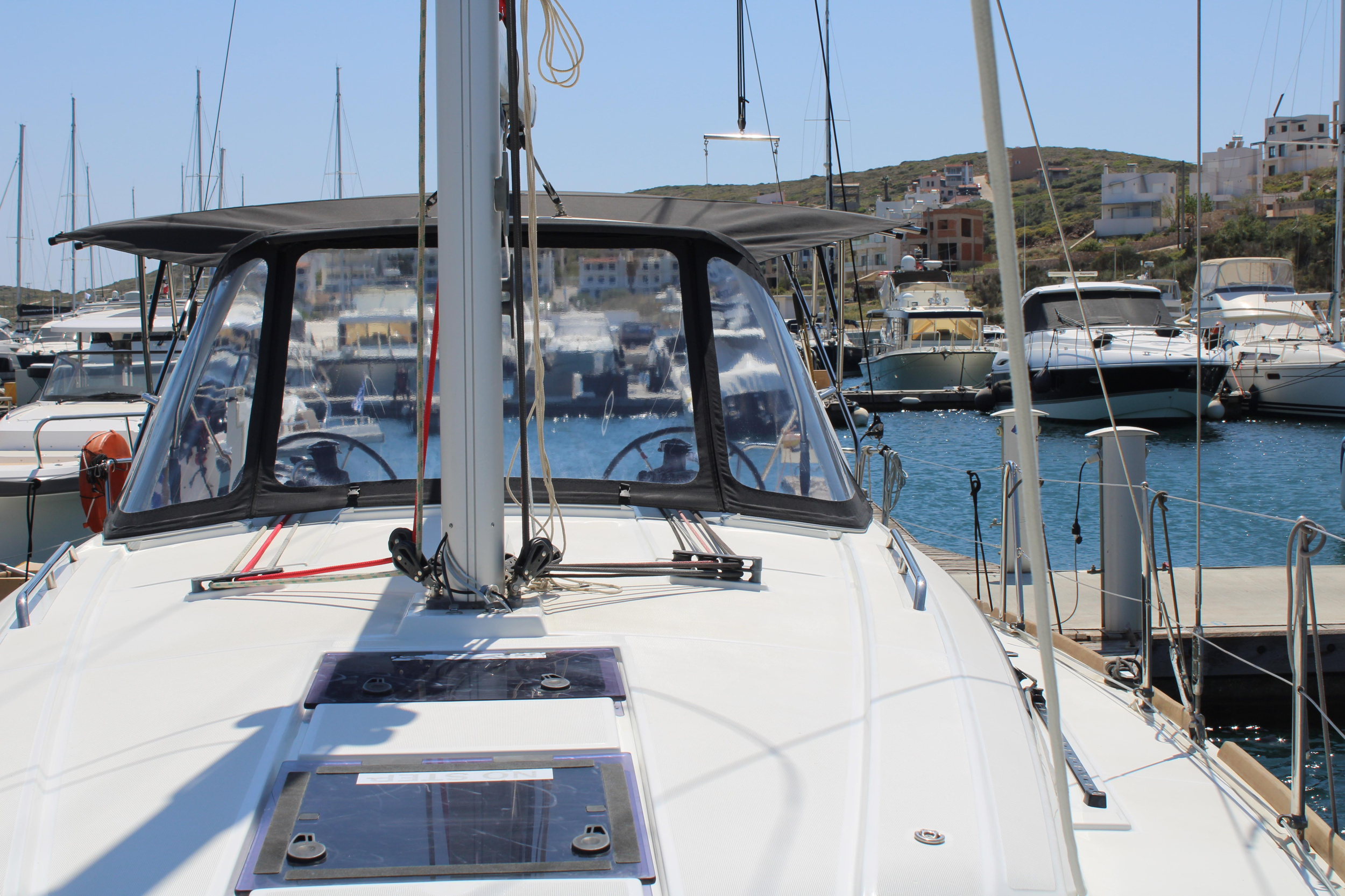 Oceanis 38.1 — photo 7