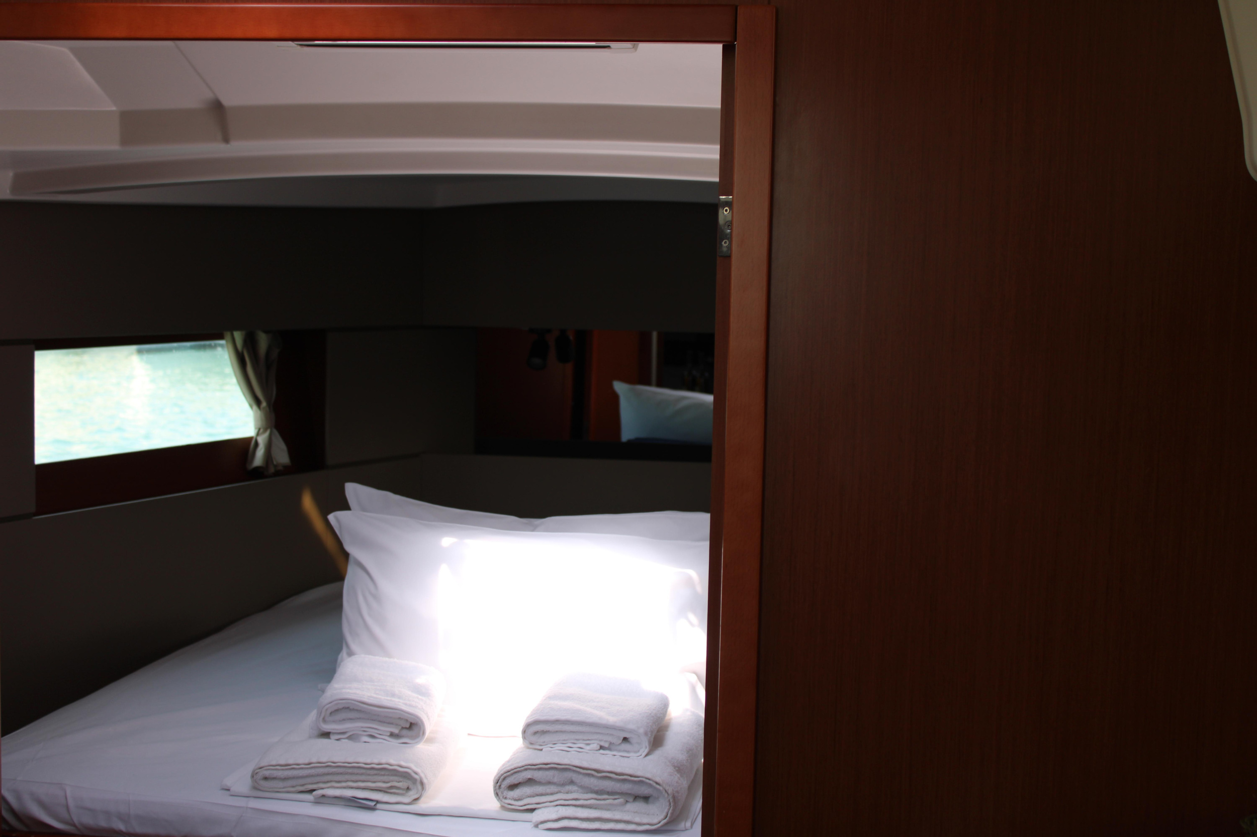 Oceanis 38.1 — photo 4