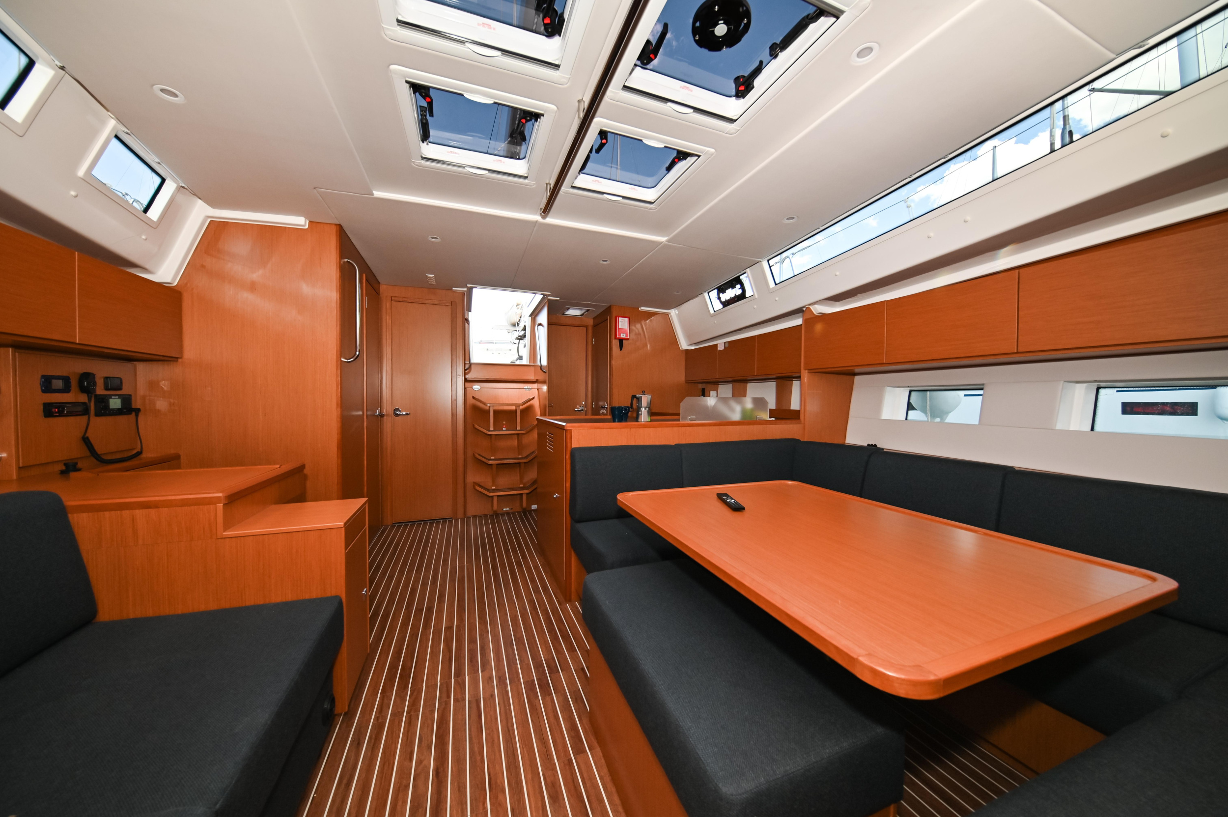 Bavaria C50 — photo 11