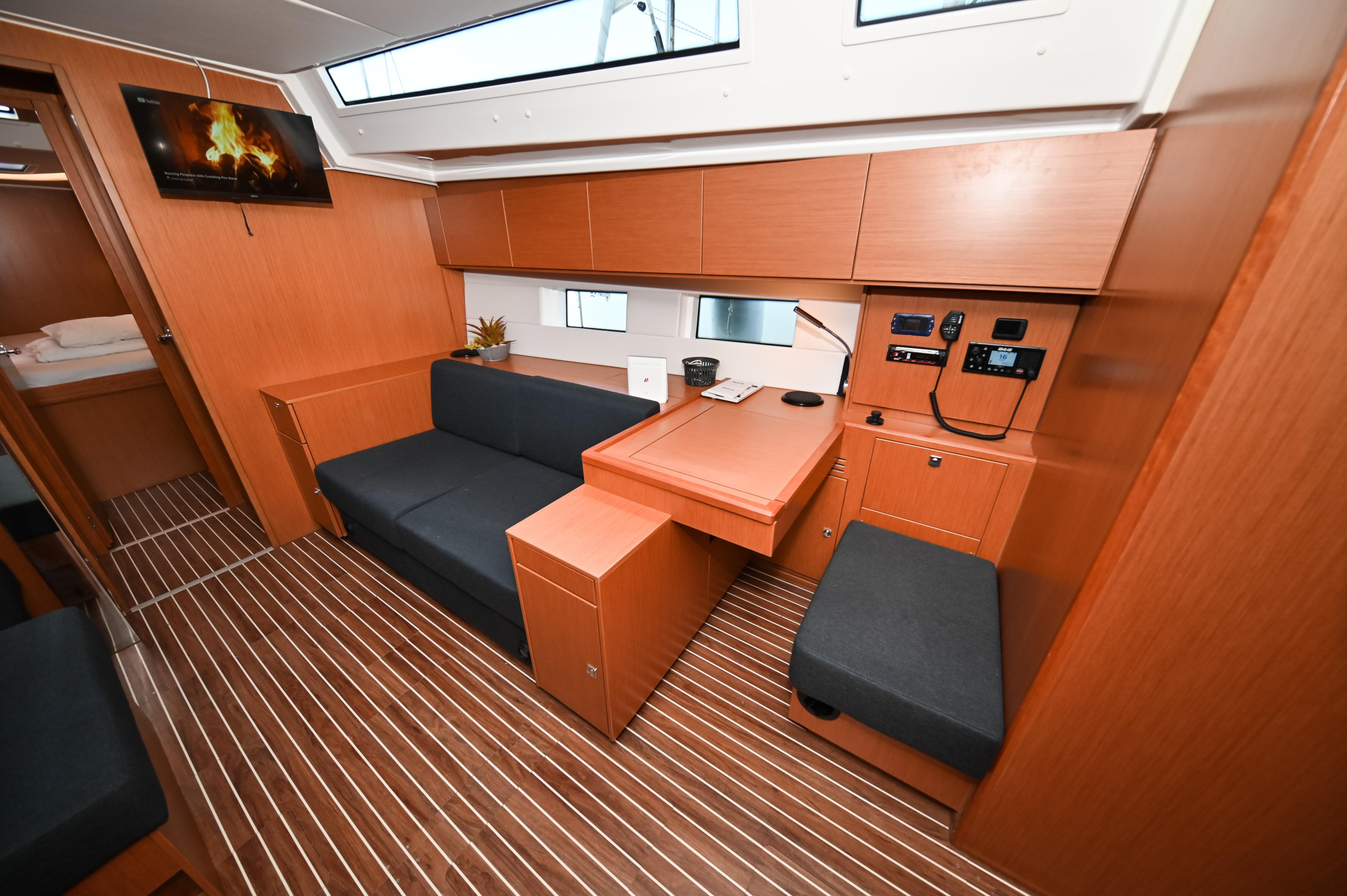Bavaria C50 — photo 9