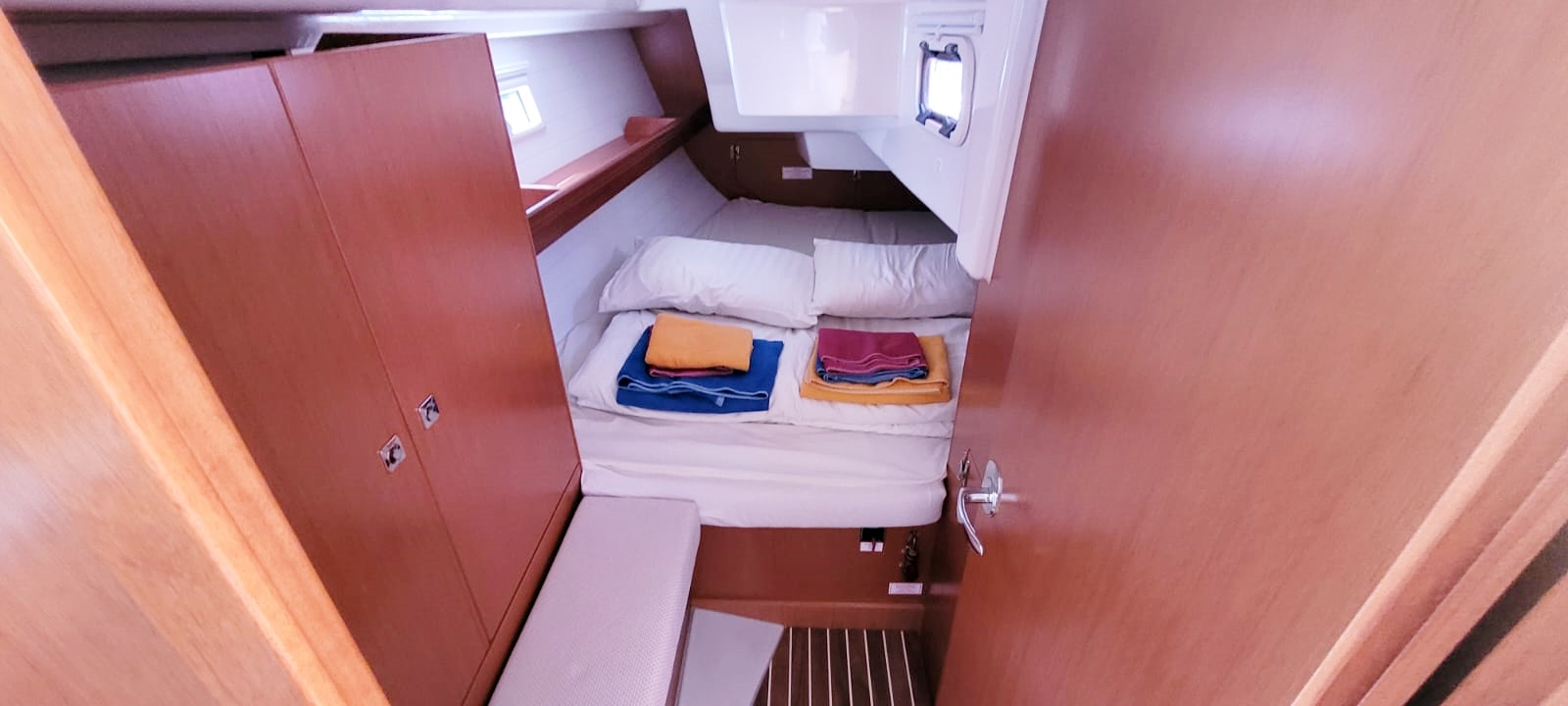 Bavaria 34 — photo 3