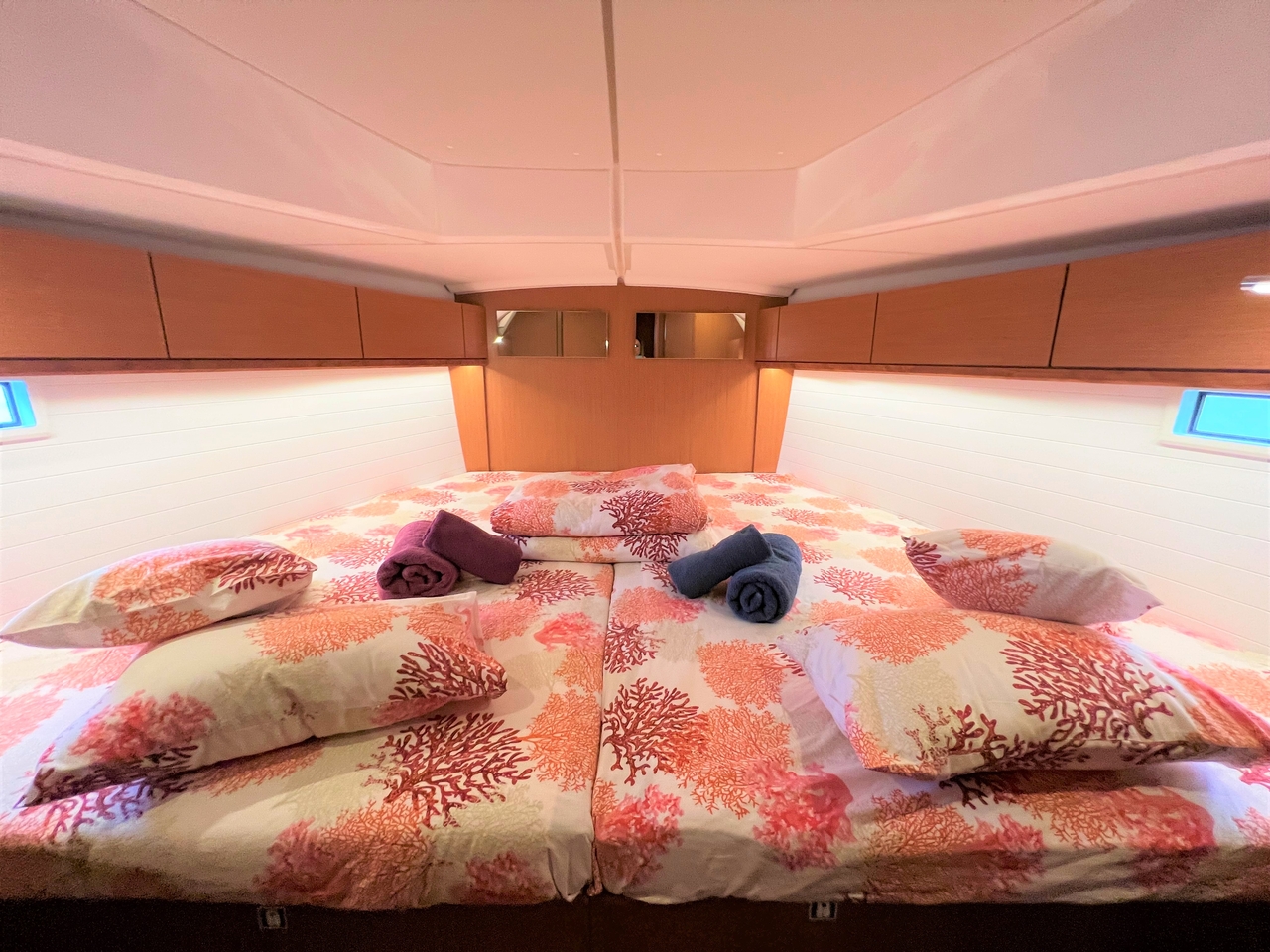 Bavaria 46 Cruiser — photo 10