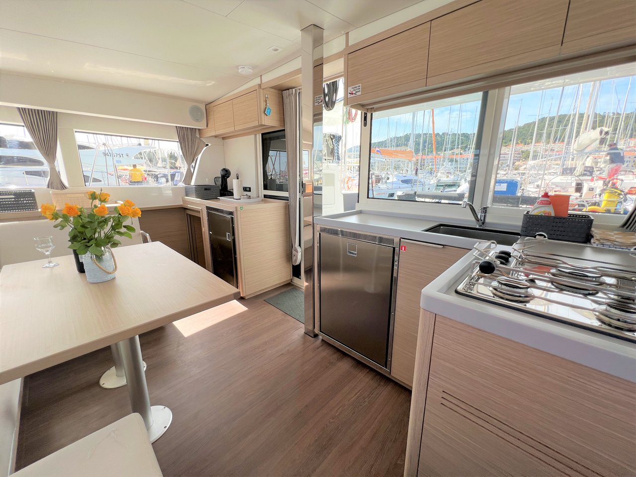 Lagoon 40 — photo 13