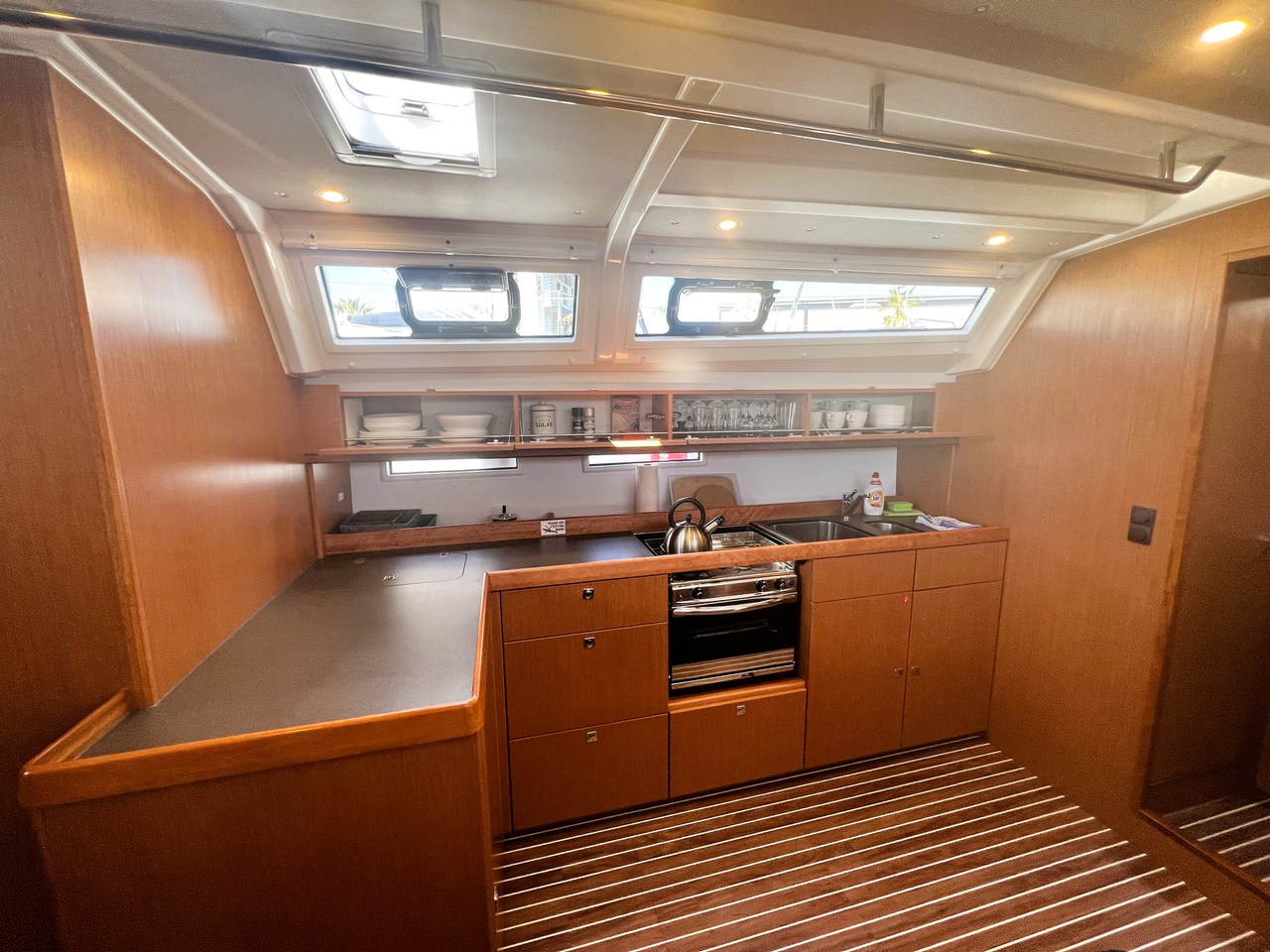 Bavaria 46 Cruiser — photo 26