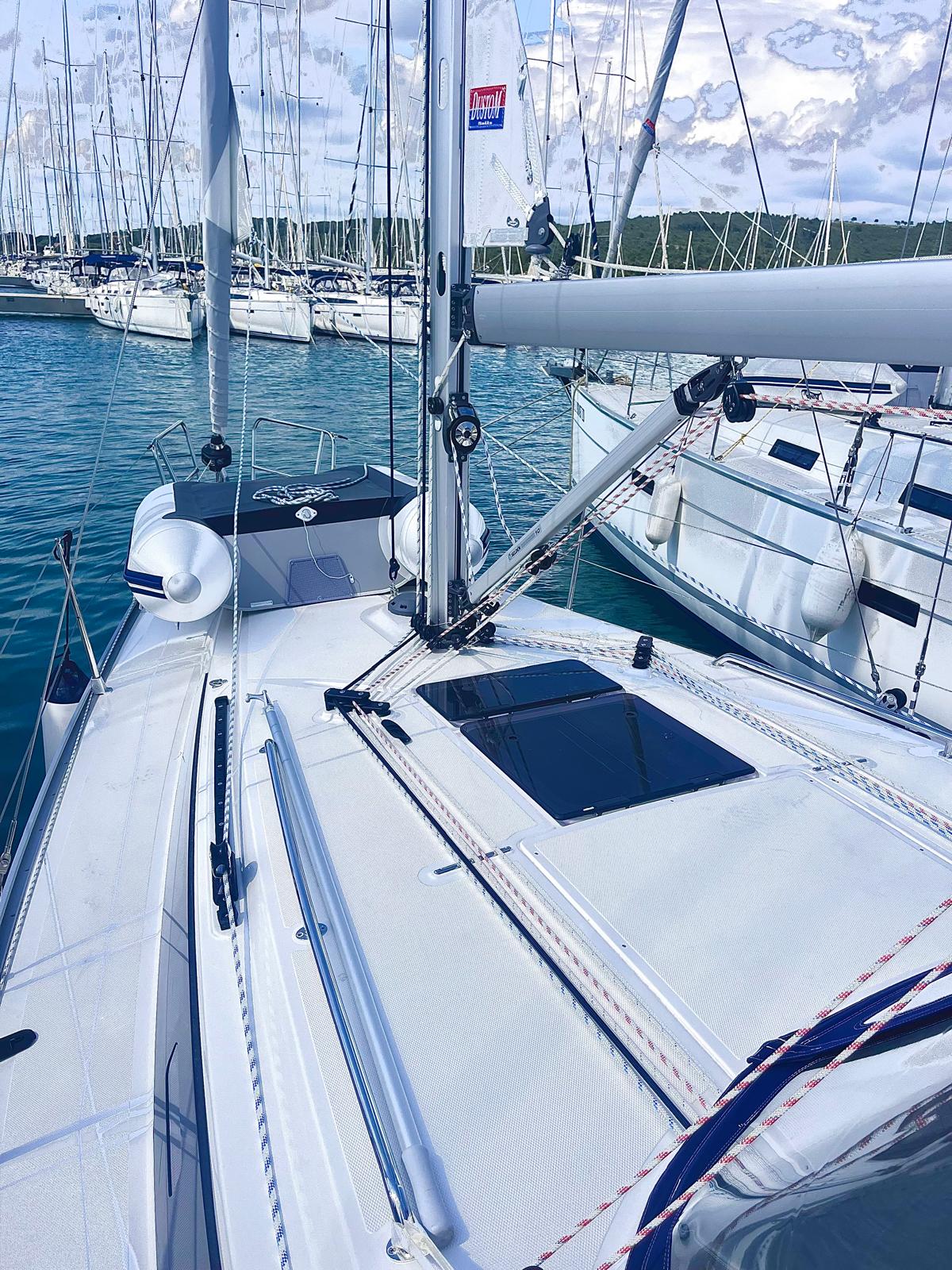 Bavaria Cruiser 34 — photo 3