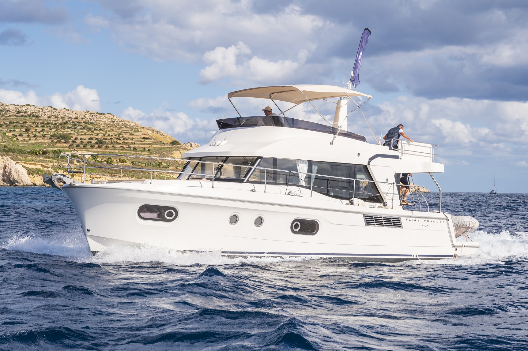 Swift Trawler 47 — photo 5