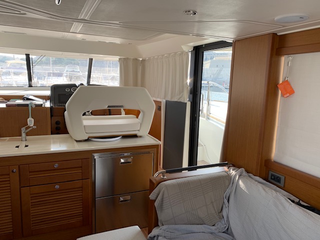 Swift Trawler 47 — photo 2