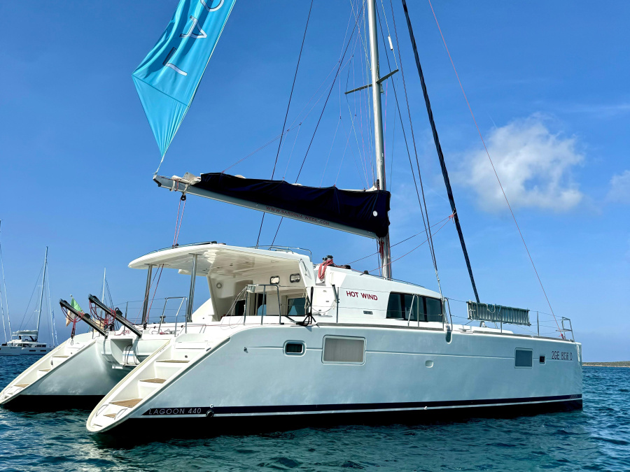 Photo #1 - Lagoon 440 (Hot Wind) en Marina Golfo - 6397