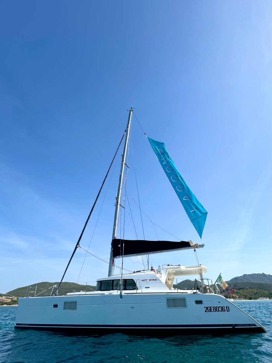 Lagoon 440 — photo 12