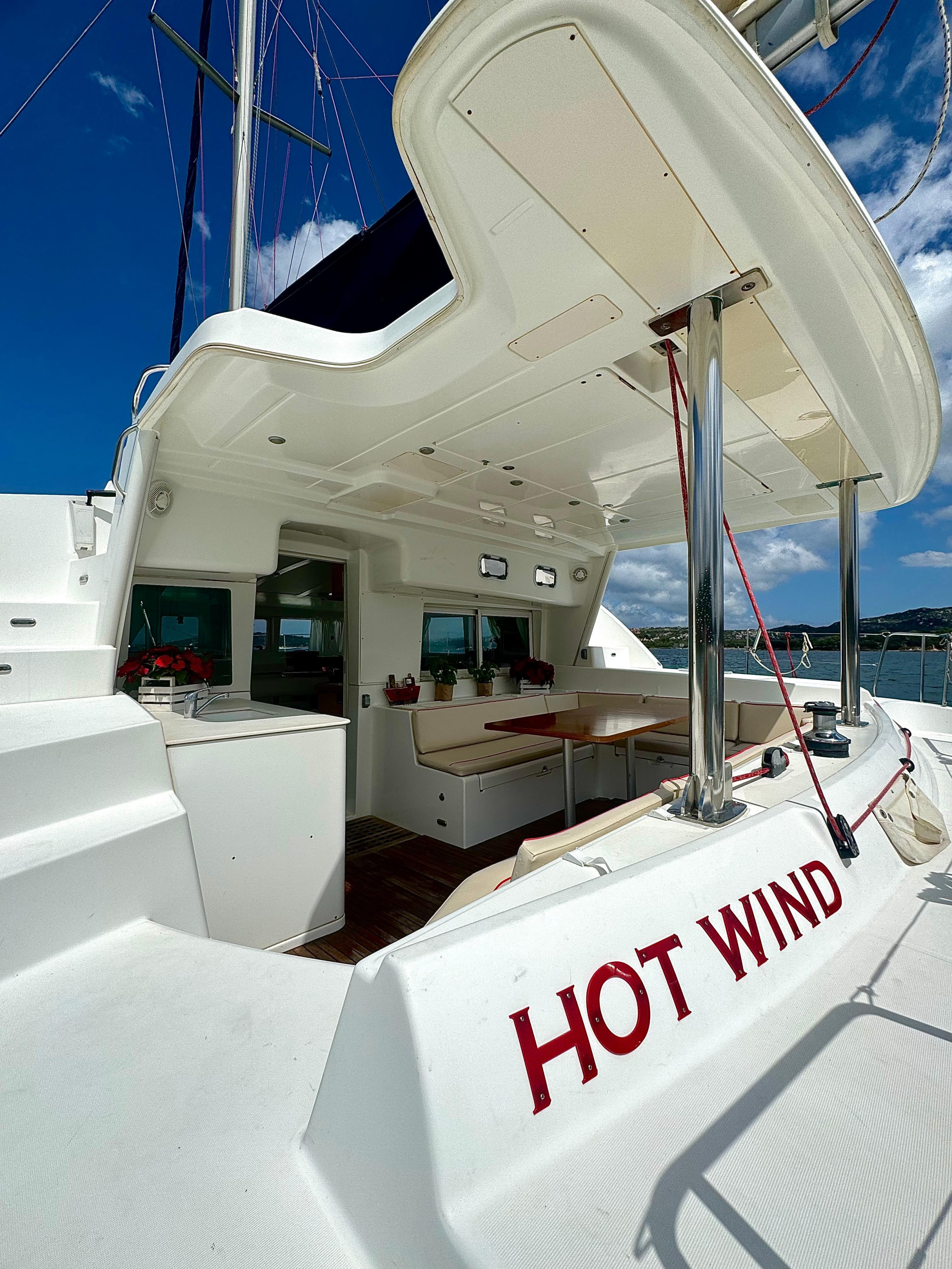 Lagoon 440 — photo 3