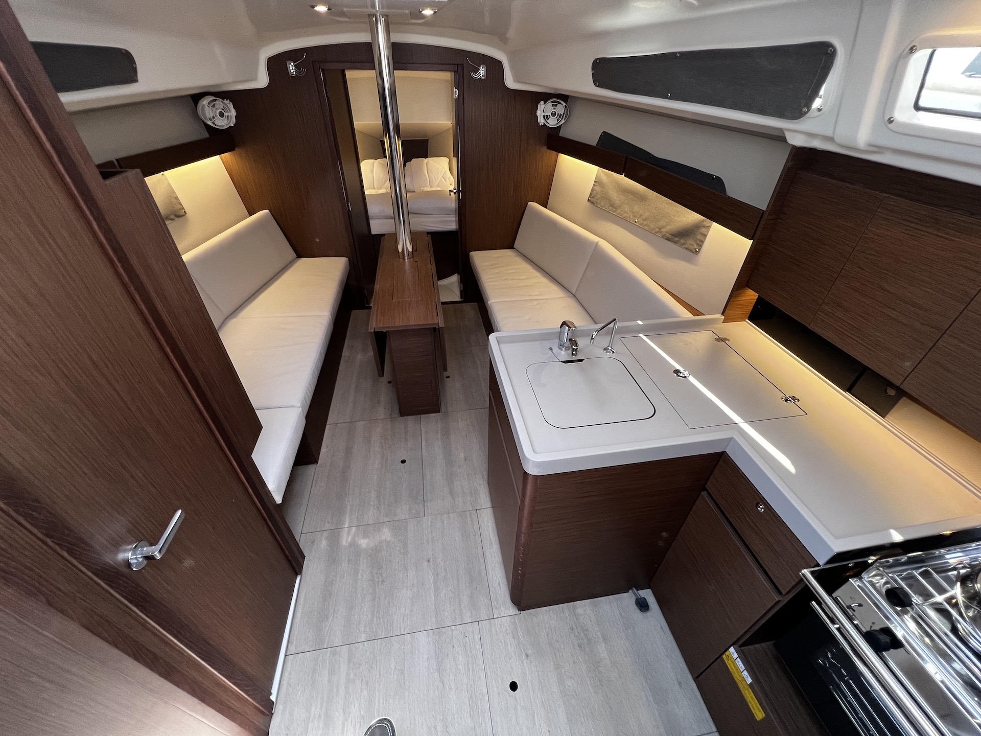 Oceanis 34.1 — photo 12
