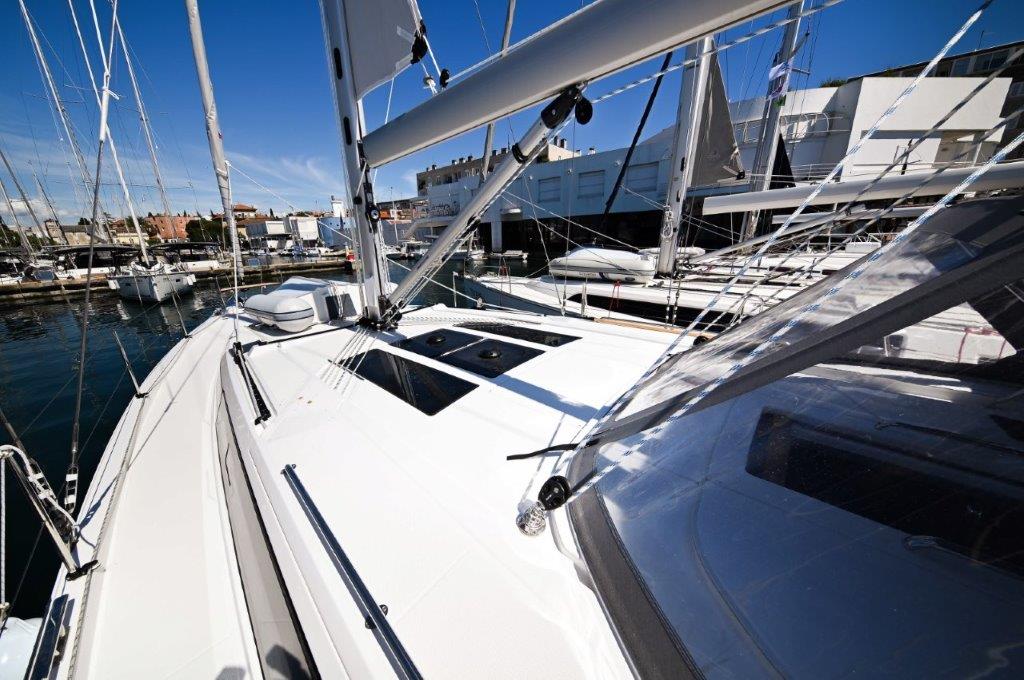 Bavaria C46 — photo 132