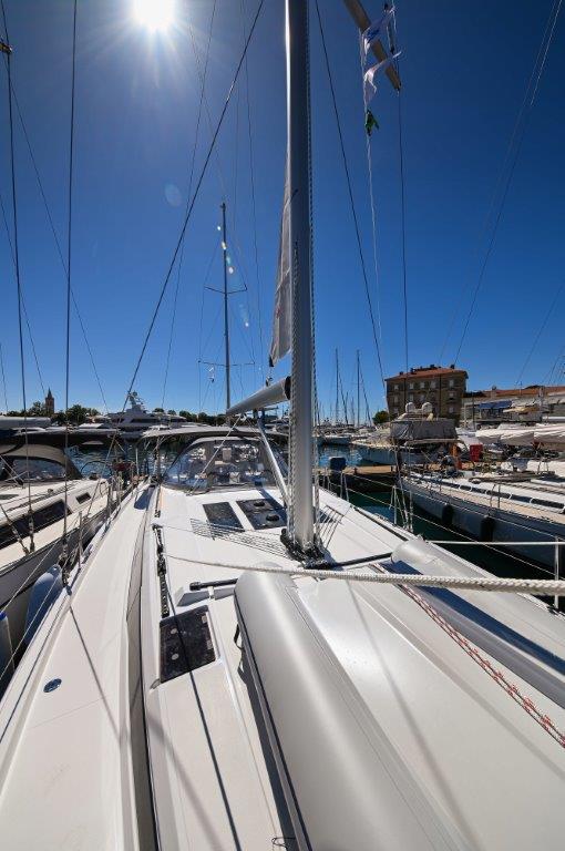 Bavaria C46 — photo 22