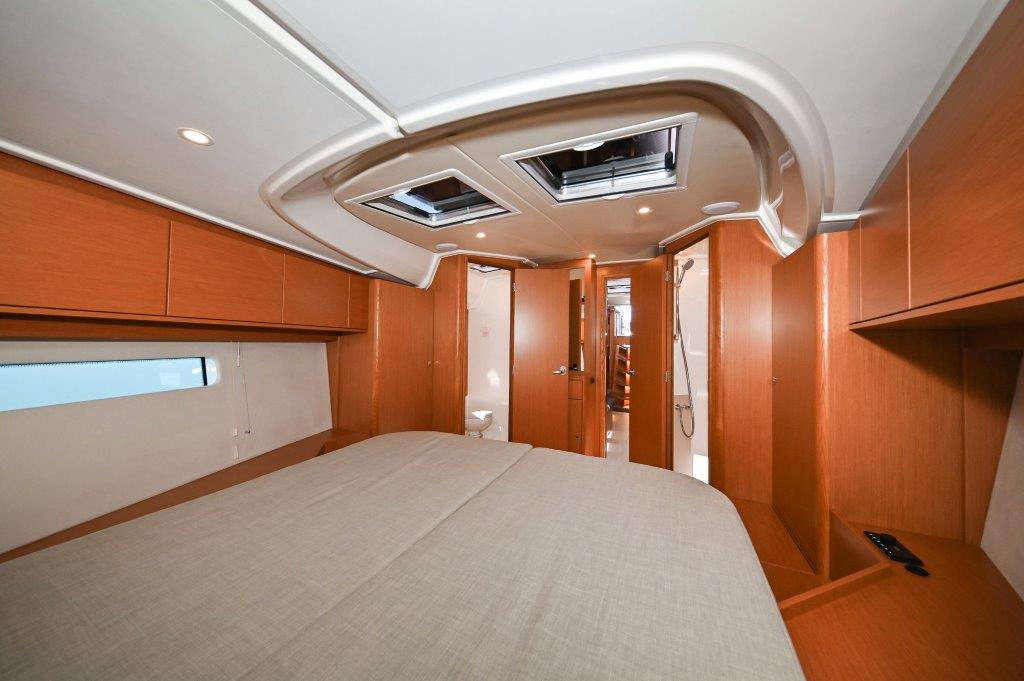 Bavaria C46 — photo 2