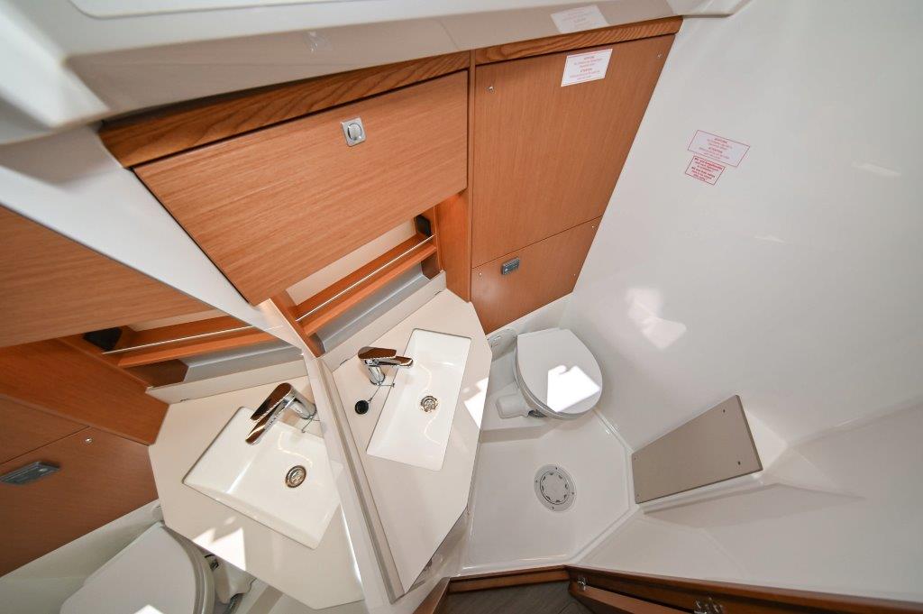 Bavaria C46 — photo 133