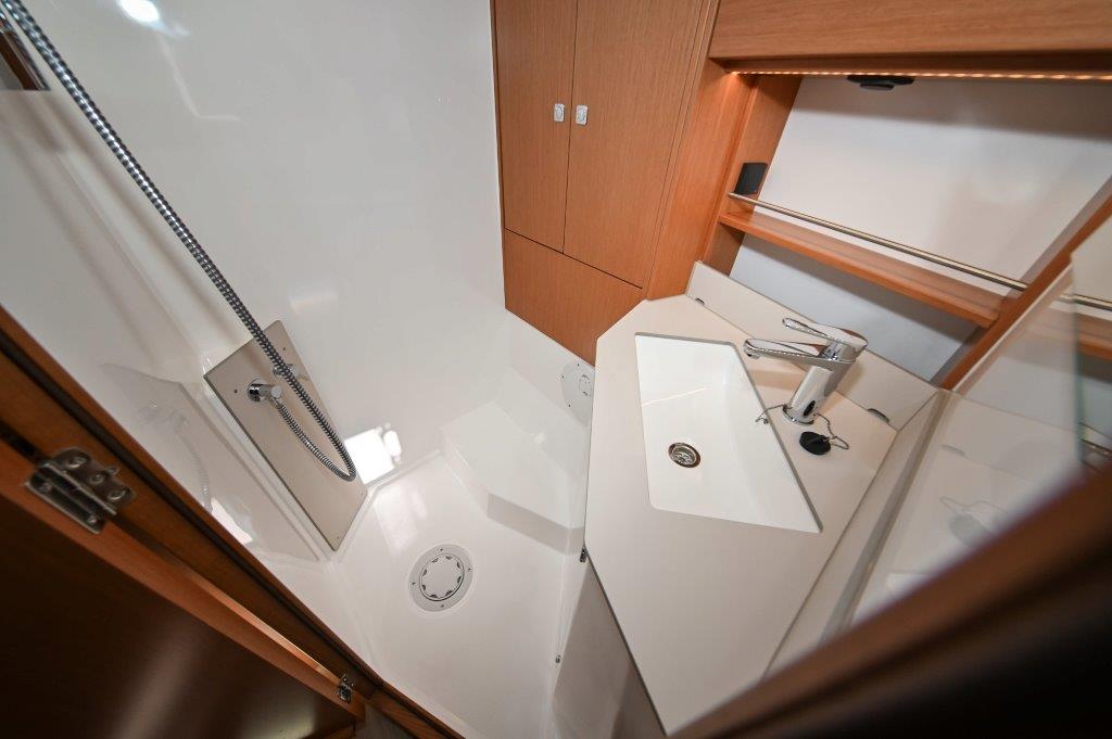 Bavaria C46 — photo 88