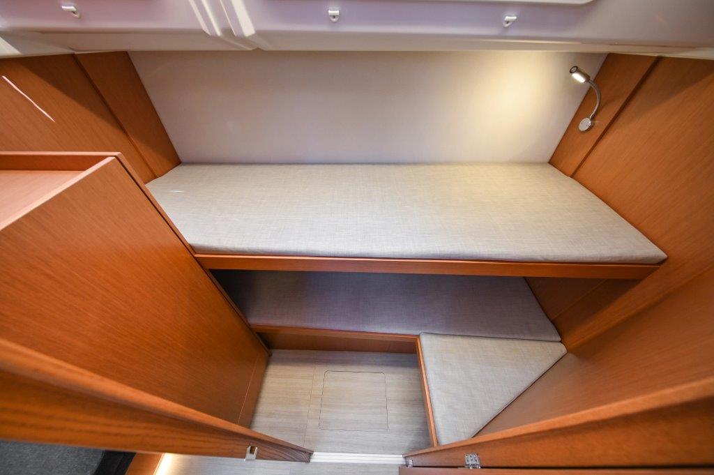 Bavaria C46 — photo 102