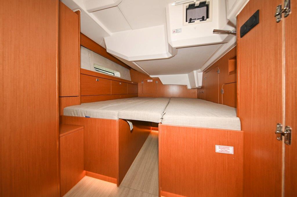 Bavaria C46 — photo 96