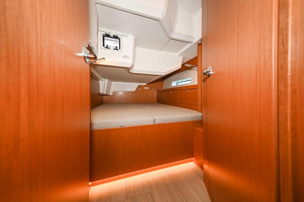 Bavaria C46 — photo 107