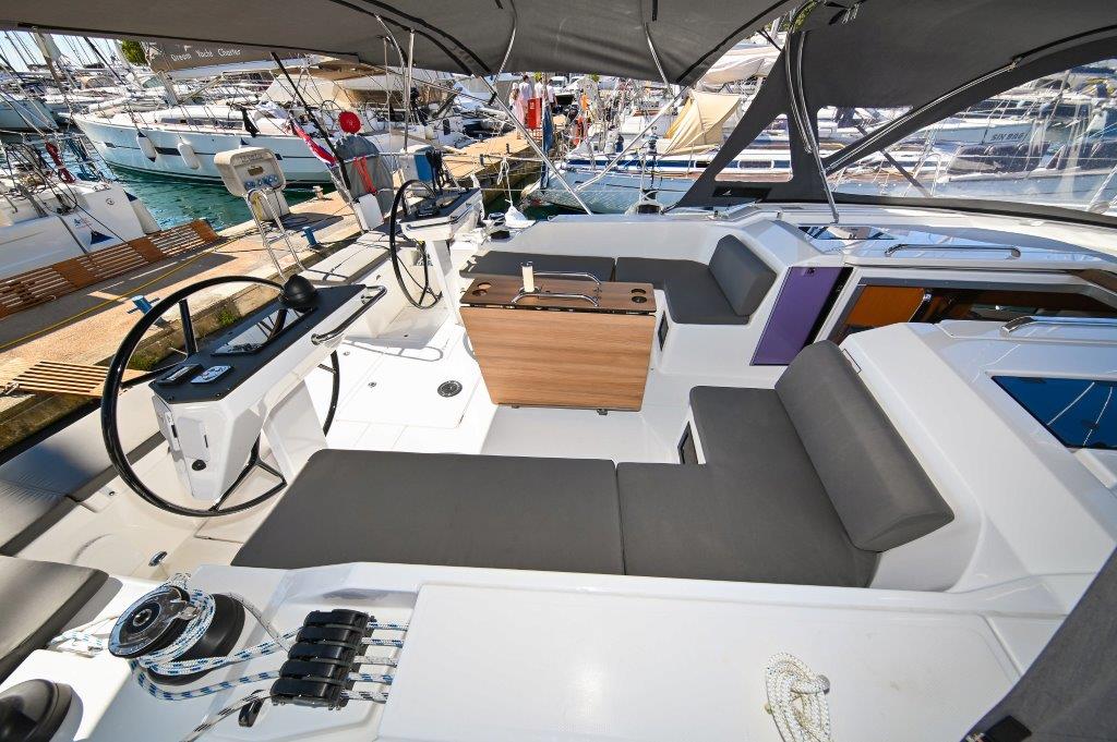 Bavaria C46 — photo 19