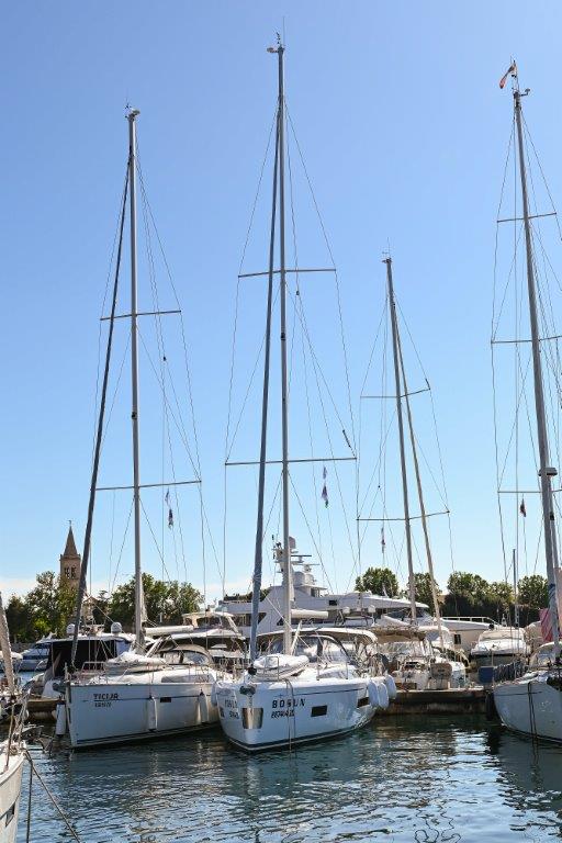 Bavaria C46 — photo 4