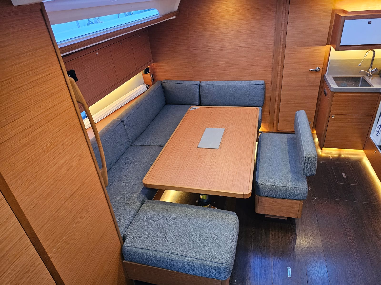 Dufour 470 — photo 4