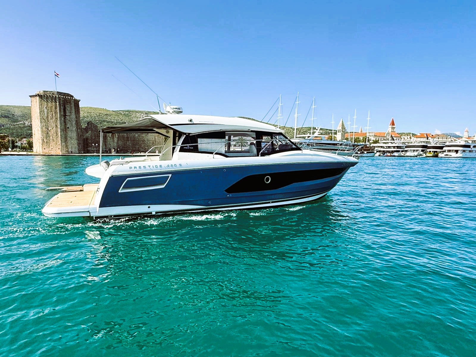 Prestige 420 S — photo 22