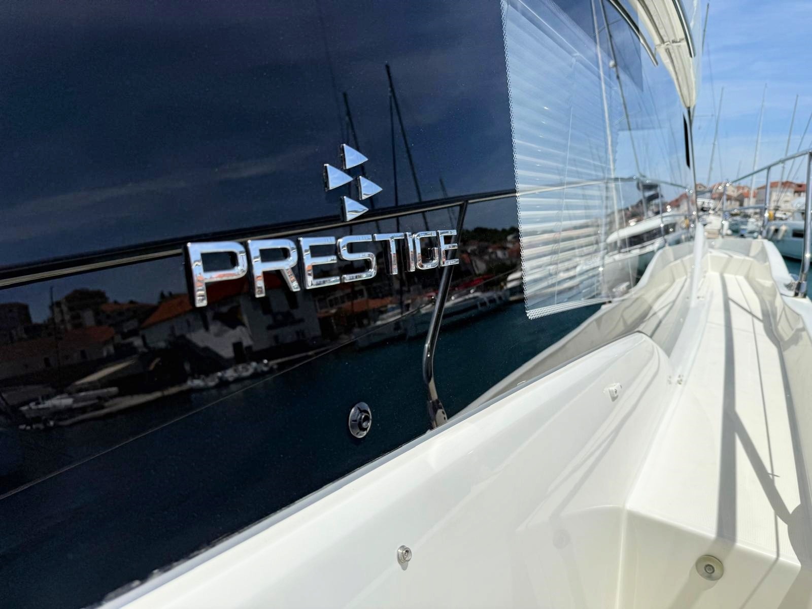 Prestige 420 S — photo 23