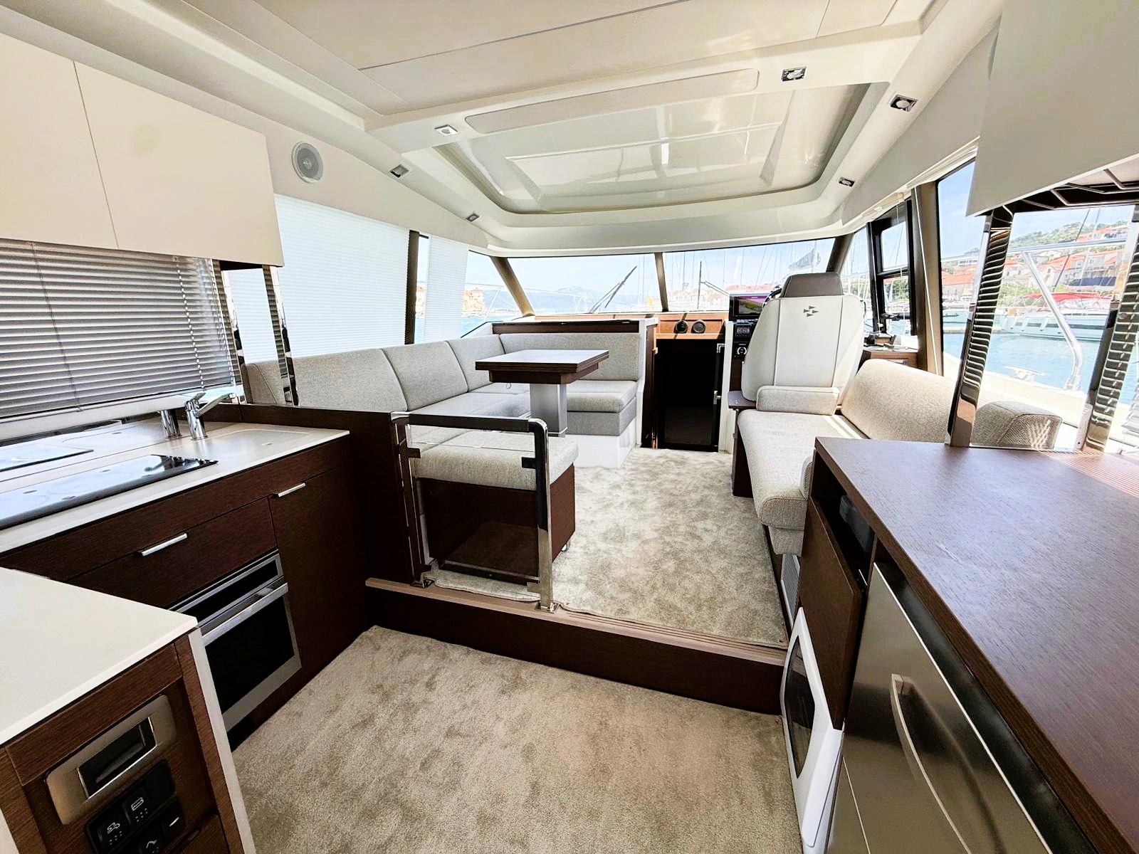 Prestige 420 S — photo 9