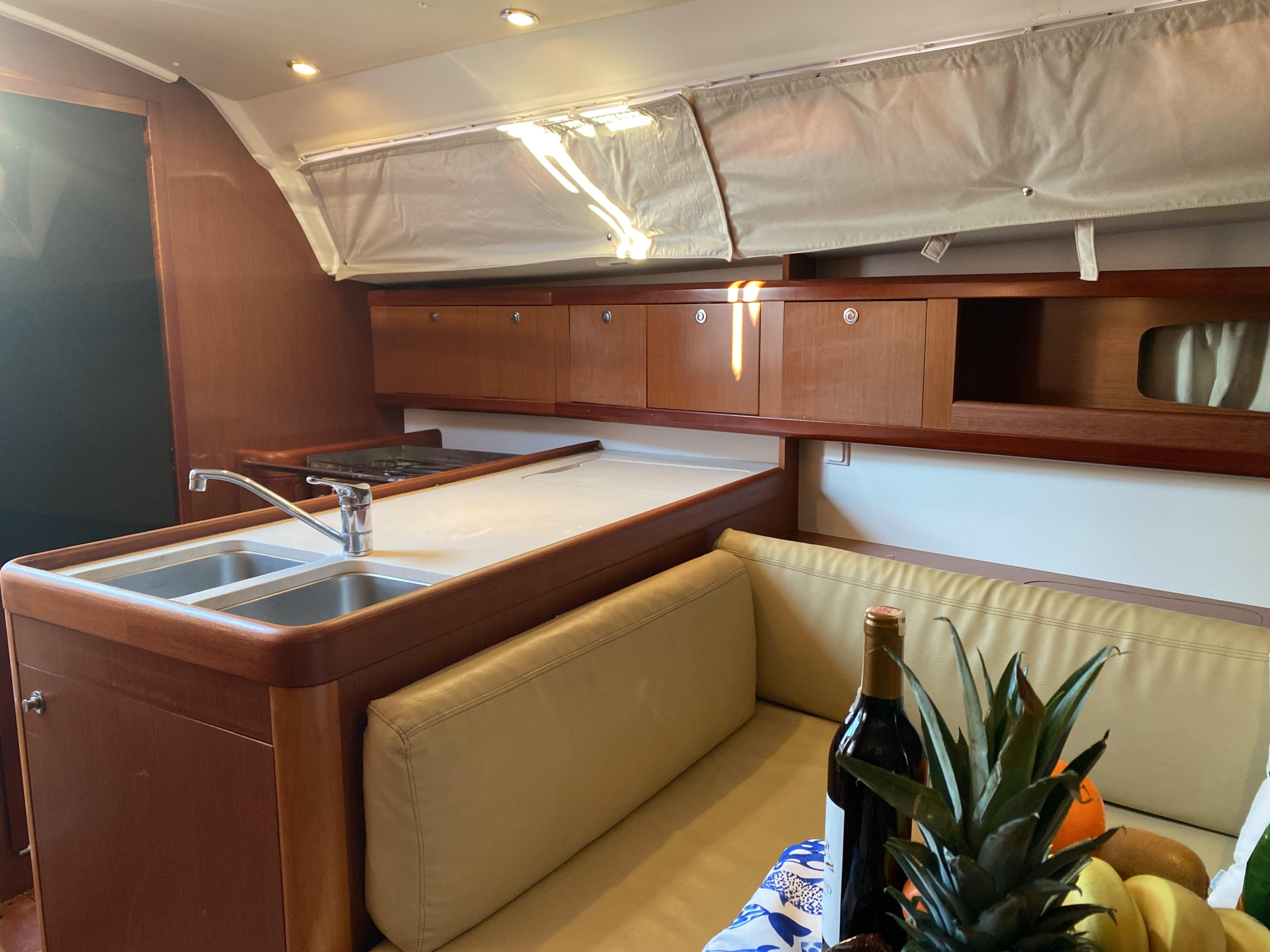Oceanis 34 — photo 5