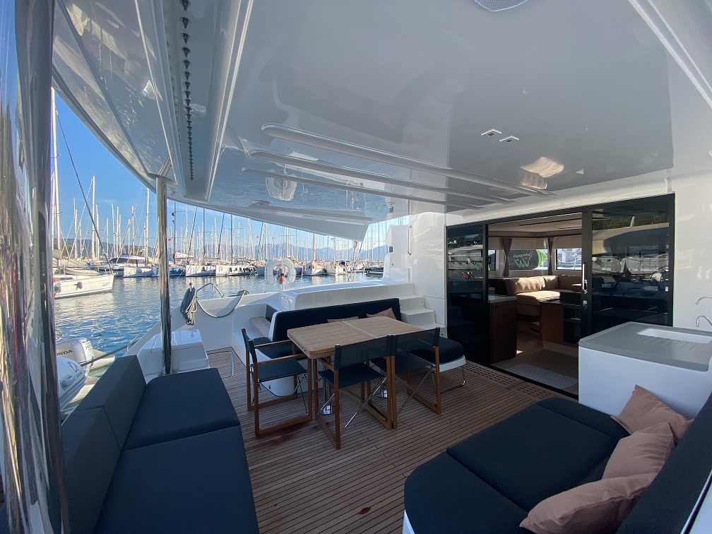 Lagoon 50 — photo 14
