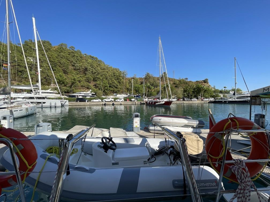 LAGOON 450 — photo 161