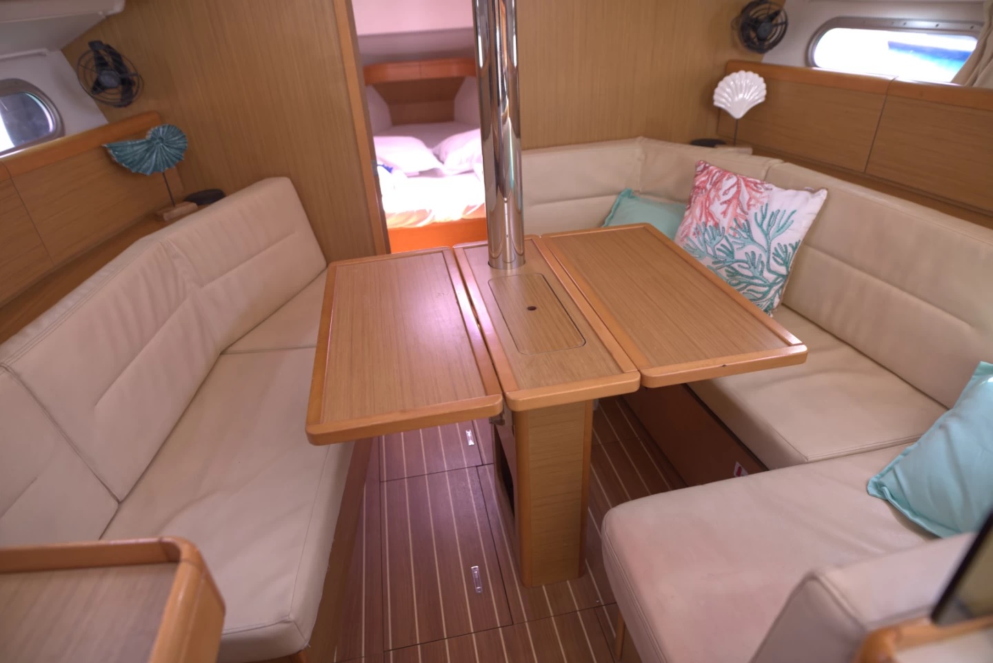 Sun Odyssey 36i — photo 4