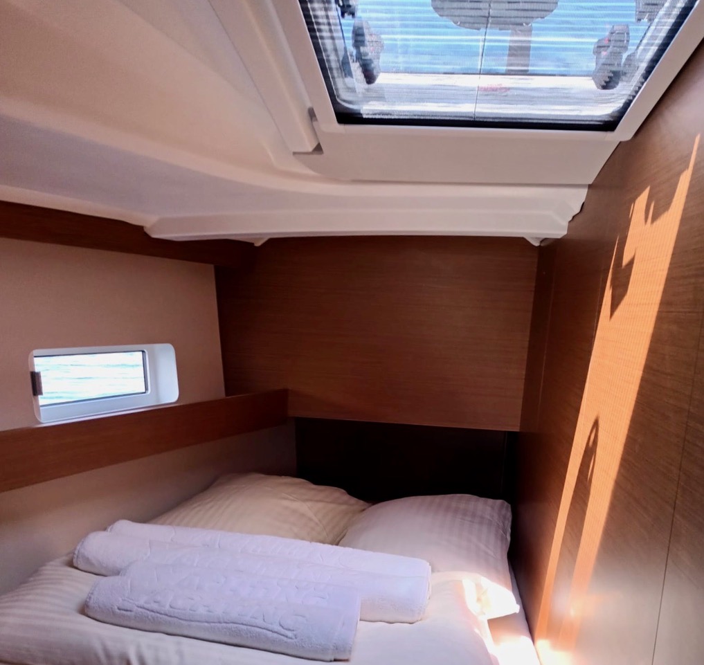 Sun Odyssey 490 — photo 3