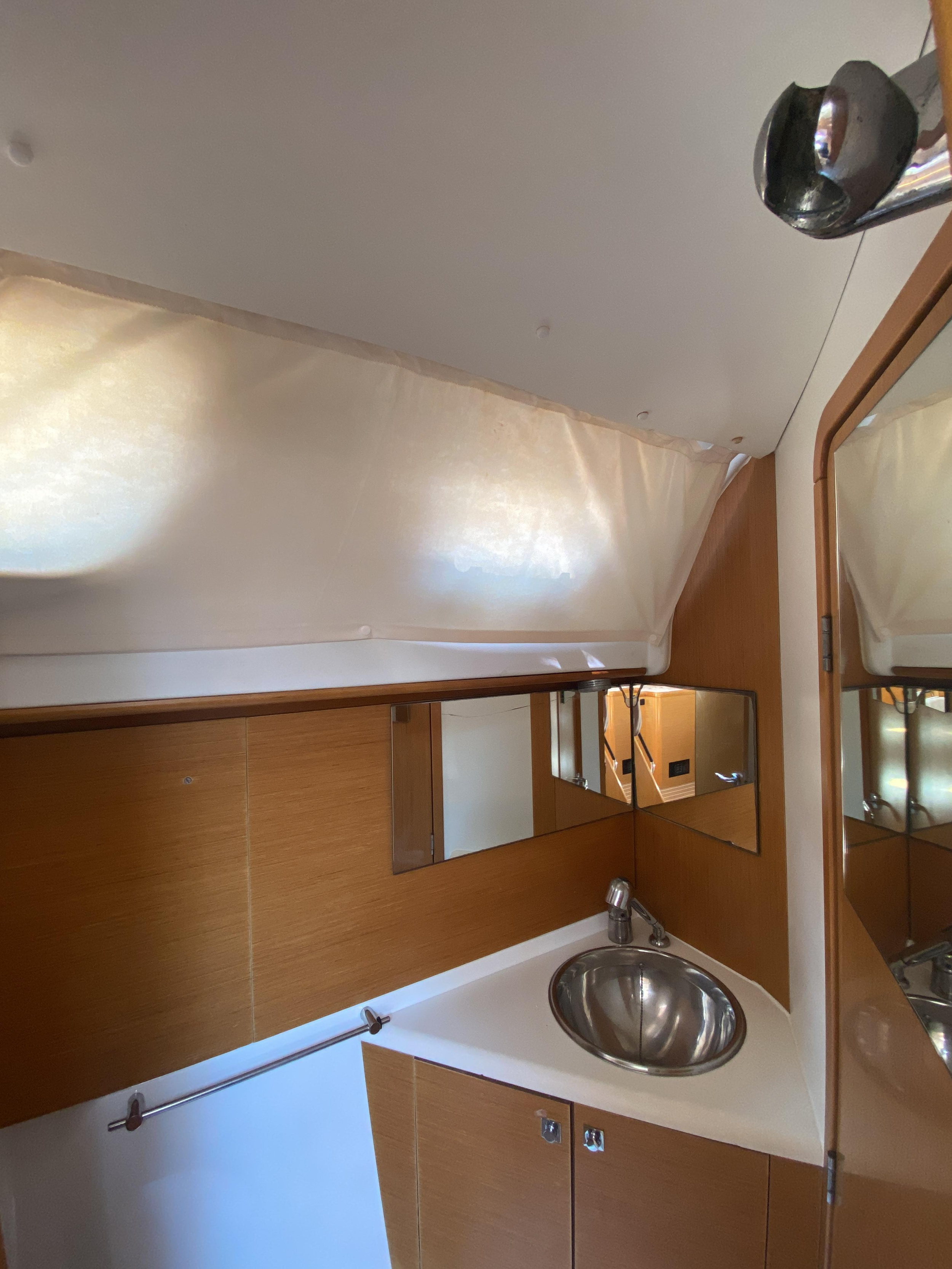 Sun Odyssey 44i — photo 6