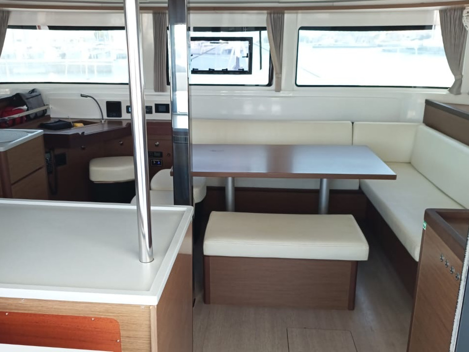Lagoon 46 — photo 10