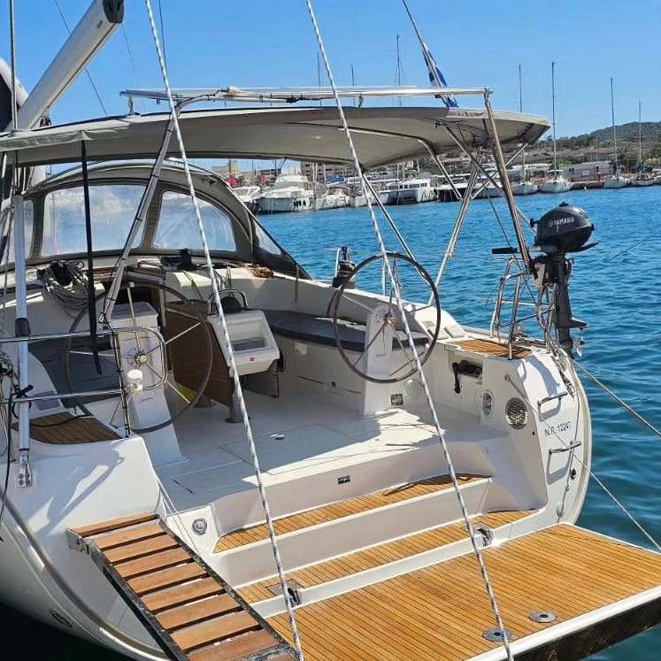 Bavaria 51 Cruiser — photo 33