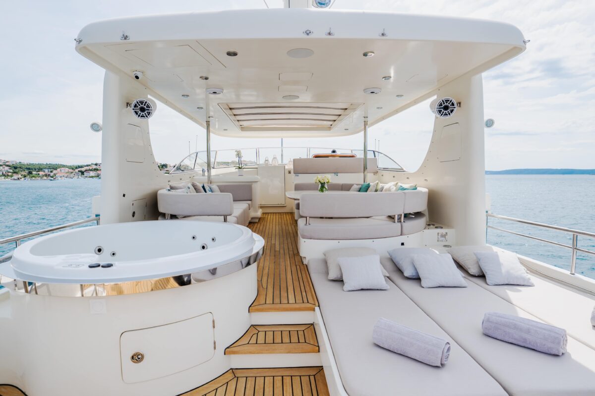 Cyrus Yachts 34M — photo 2