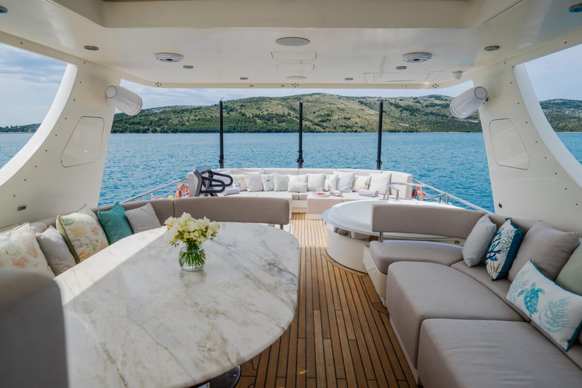 Cyrus Yachts 34M — photo 44