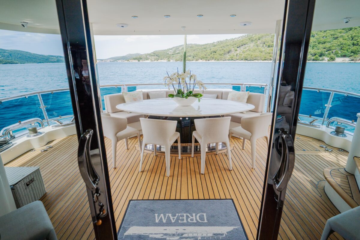 Cyrus Yachts 34M — photo 15