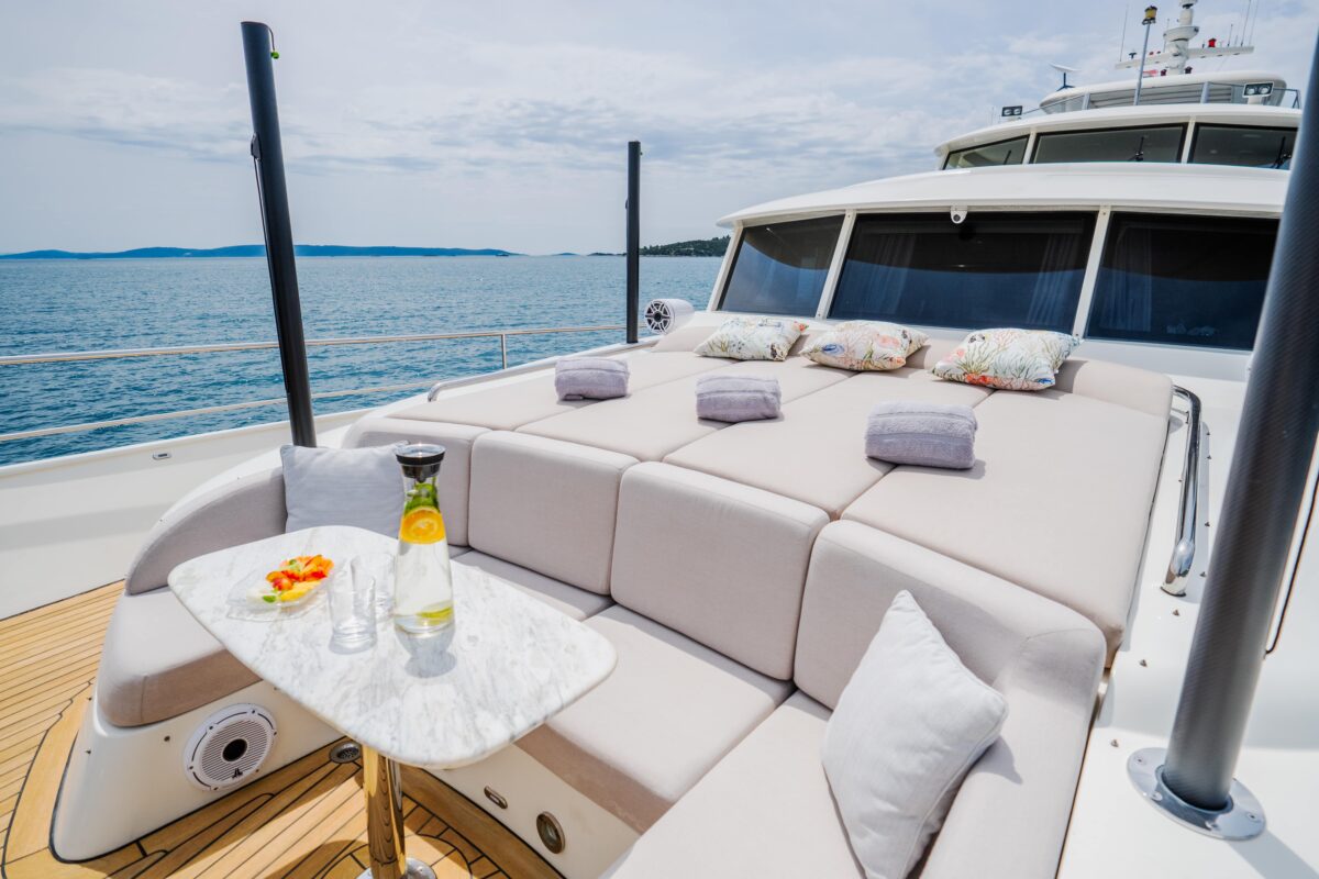 Cyrus Yachts 34M — photo 37