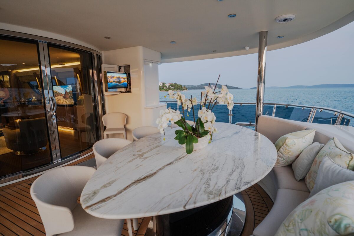 Cyrus Yachts 34M — photo 12