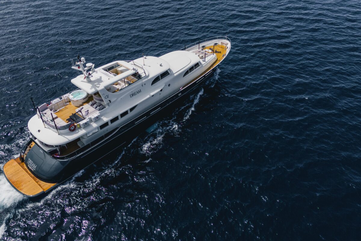 Cyrus Yachts 34M — photo 11