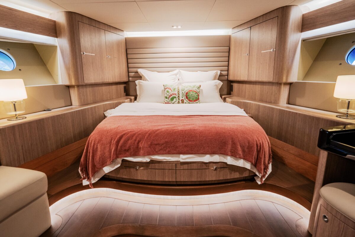 Cyrus Yachts 34M — photo 49